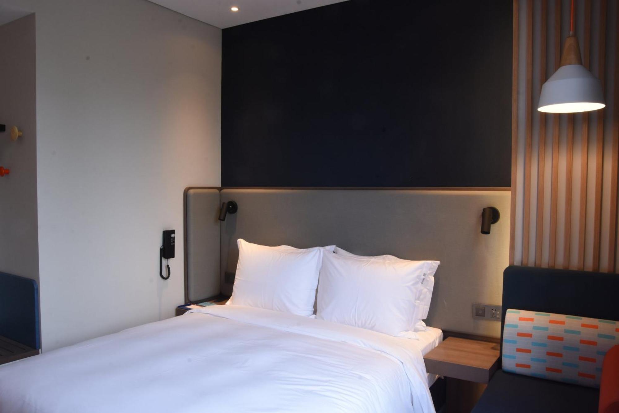 Holiday Inn Express Shanghai Gubei By Ihg Eksteriør bilde
